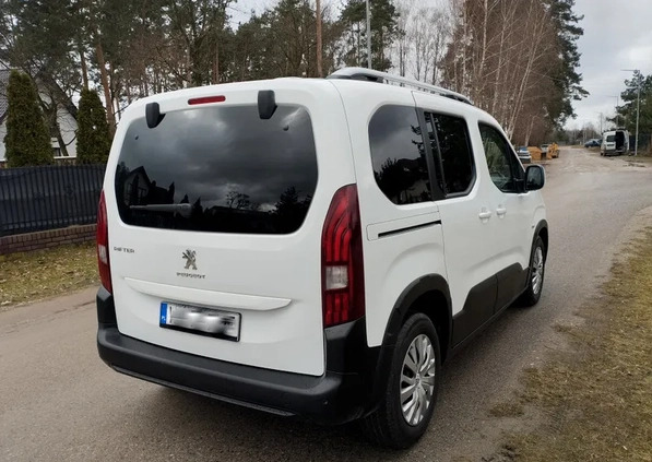 Peugeot Rifter cena 33999 przebieg: 245000, rok produkcji 2018 z Wolin małe 254